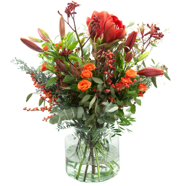 Warm Wintervuur. kerstboeket oranje rood