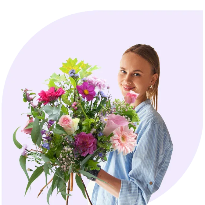 Bloemen bezorgen, bloembinder met winter boeket